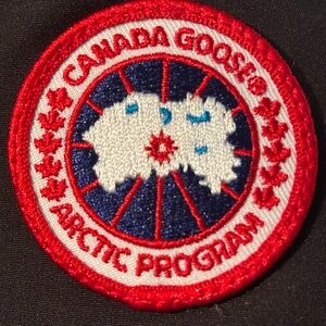 NWT CANADA GOOSE women’s Loretta Parka. XL. NEVER WORN.